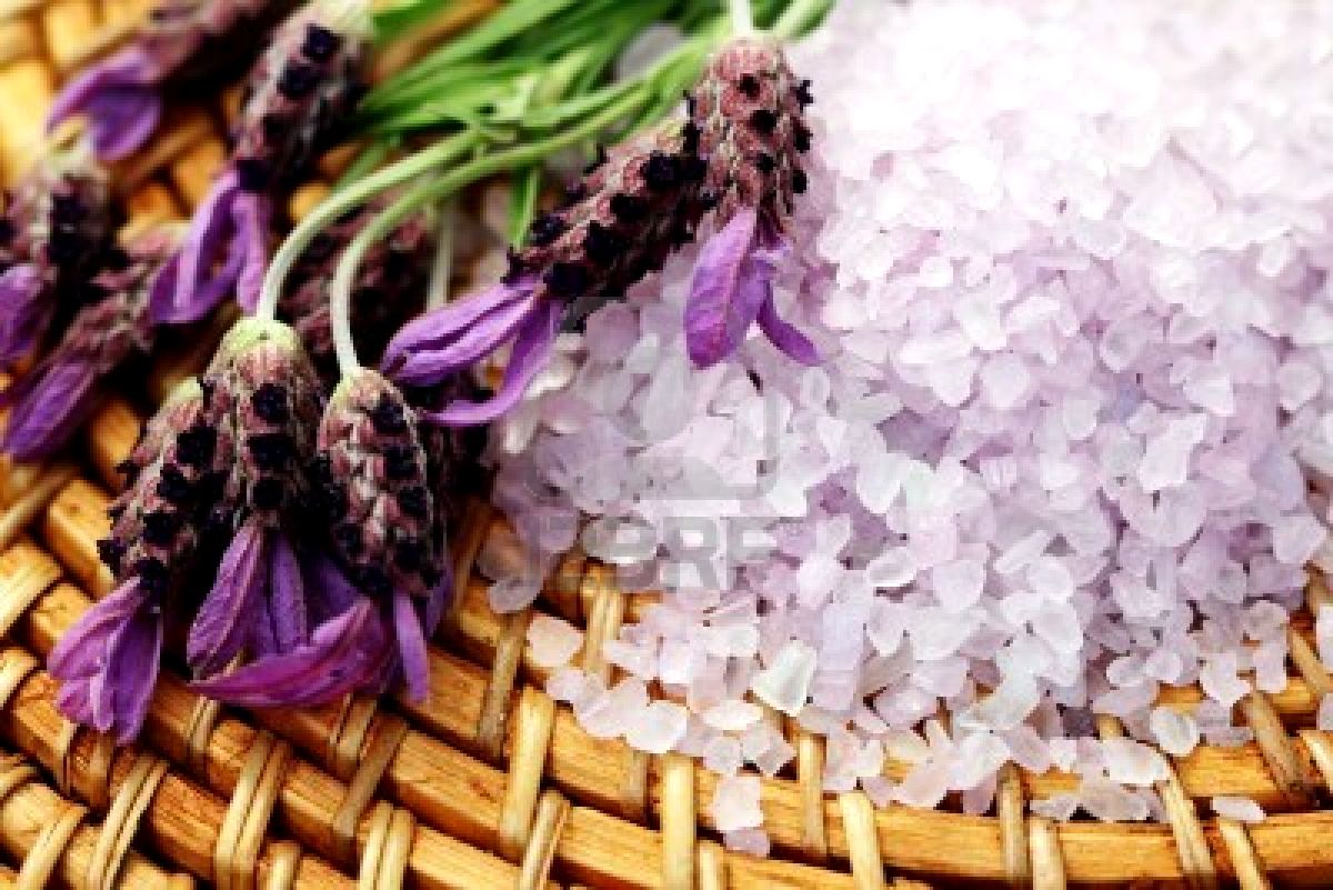 4869452 lavender bath salt and some fresh lavender beauty treatment